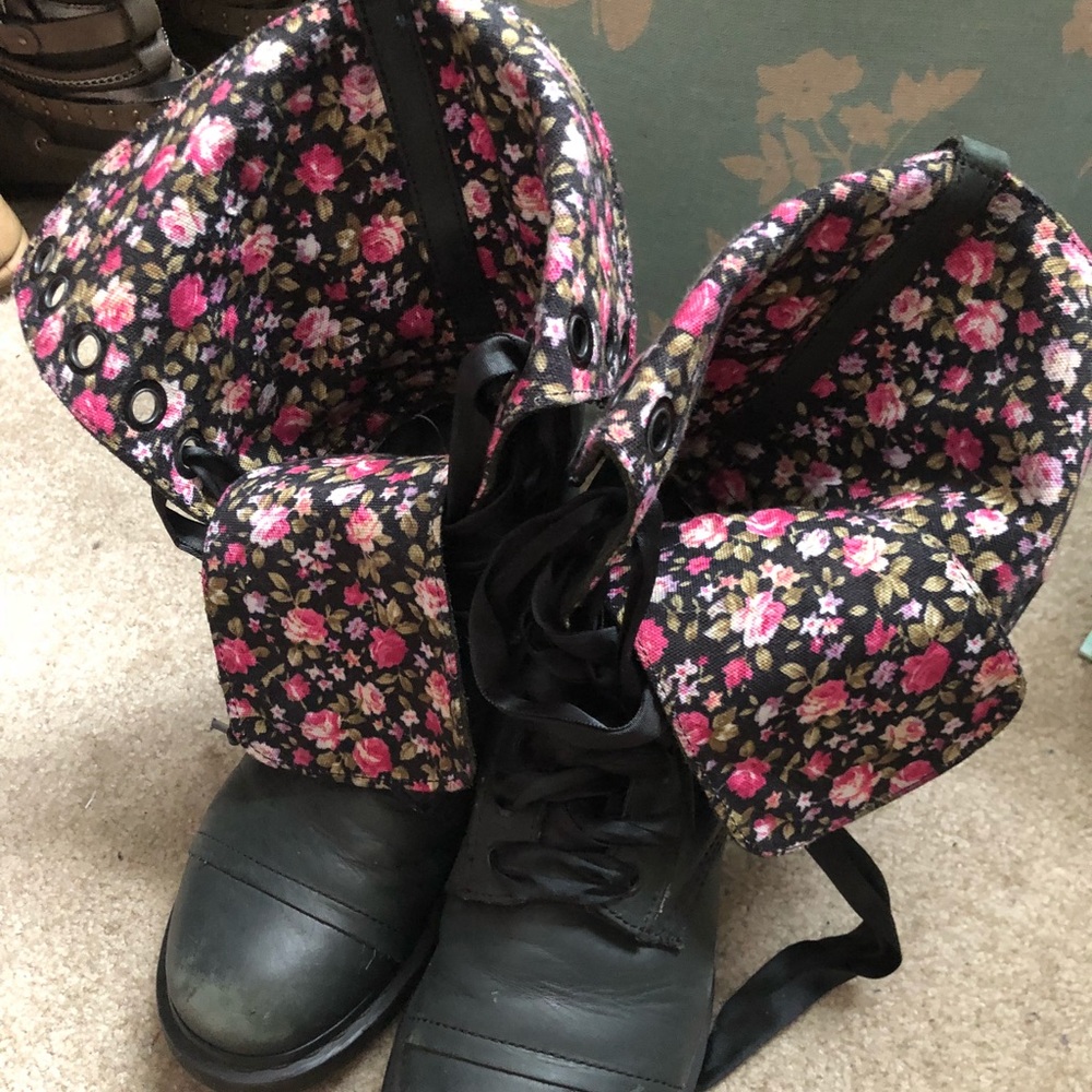 Dr. Martens mid calf boot with flower print inside